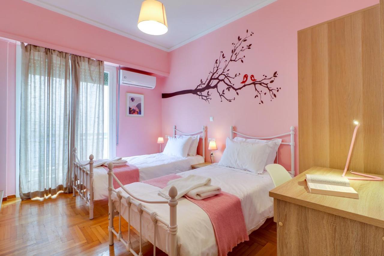 Spacious Central Flat☆3Min To Metro☆Ac|Netflix|Pc Athens Luaran gambar