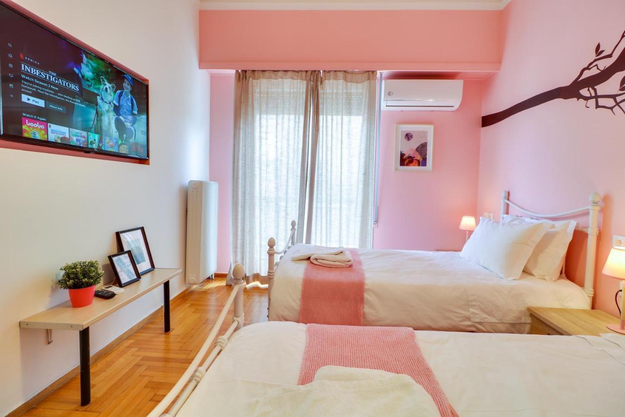Spacious Central Flat☆3Min To Metro☆Ac|Netflix|Pc Athens Luaran gambar