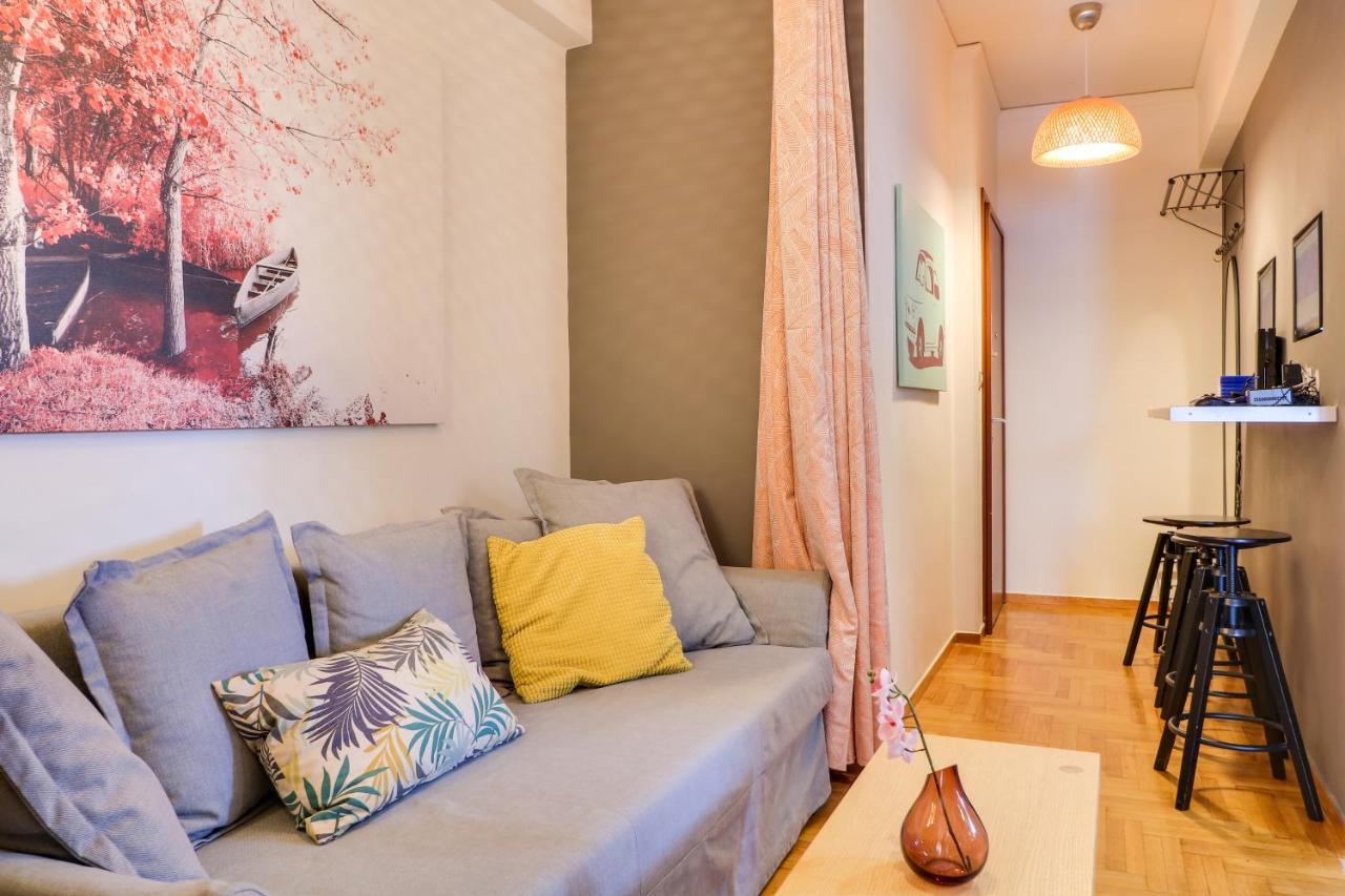 Spacious Central Flat☆3Min To Metro☆Ac|Netflix|Pc Athens Luaran gambar