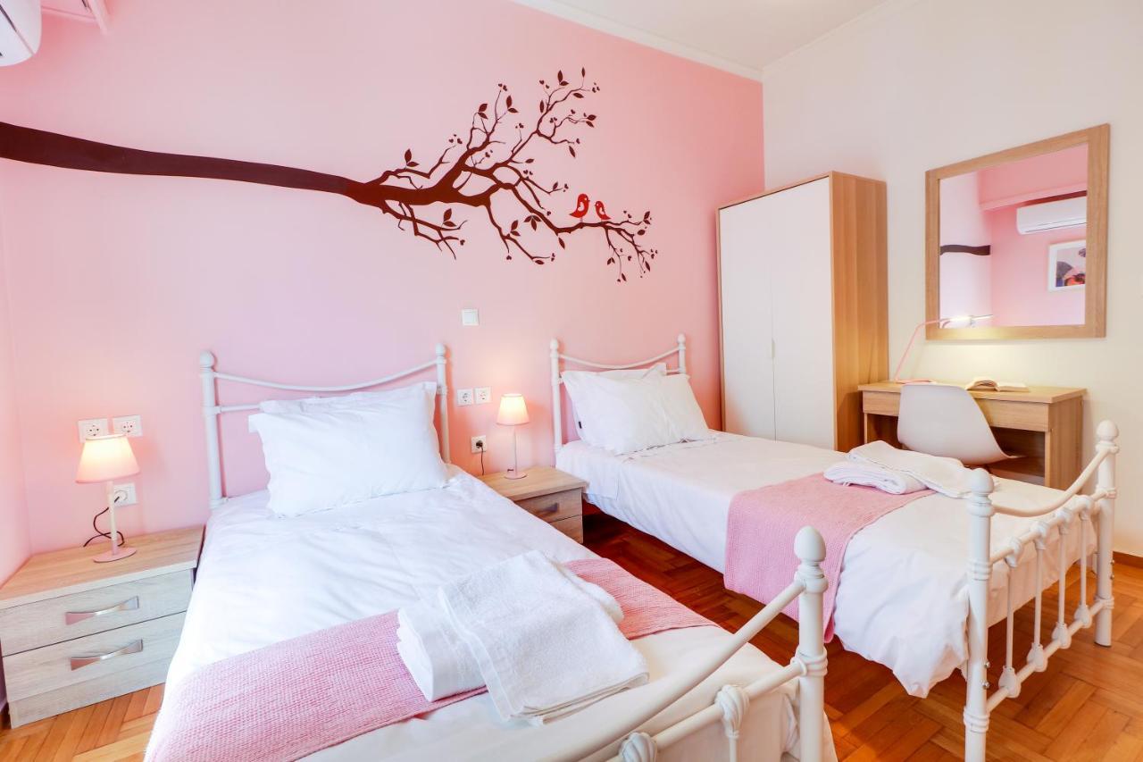 Spacious Central Flat☆3Min To Metro☆Ac|Netflix|Pc Athens Luaran gambar
